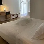 Mary Bed & Breakfast 4*