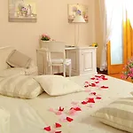 Mary 4* Positano
