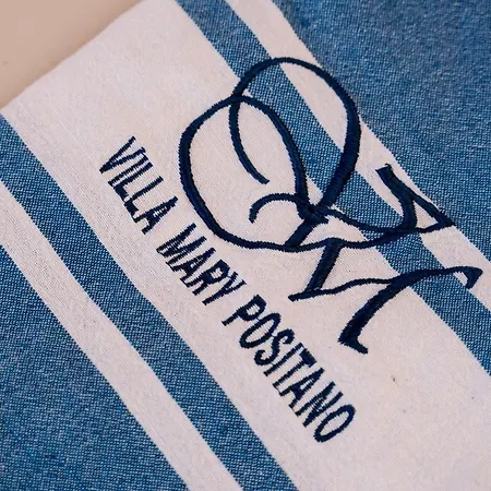 Mary 4* Positano