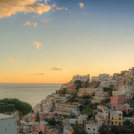 Oda ve Kahvaltı Mary Positano