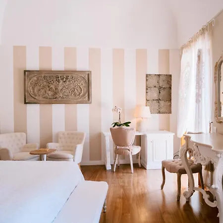 Mary Bed & Breakfast 4*