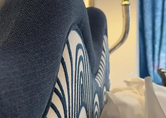 Mary Позітано