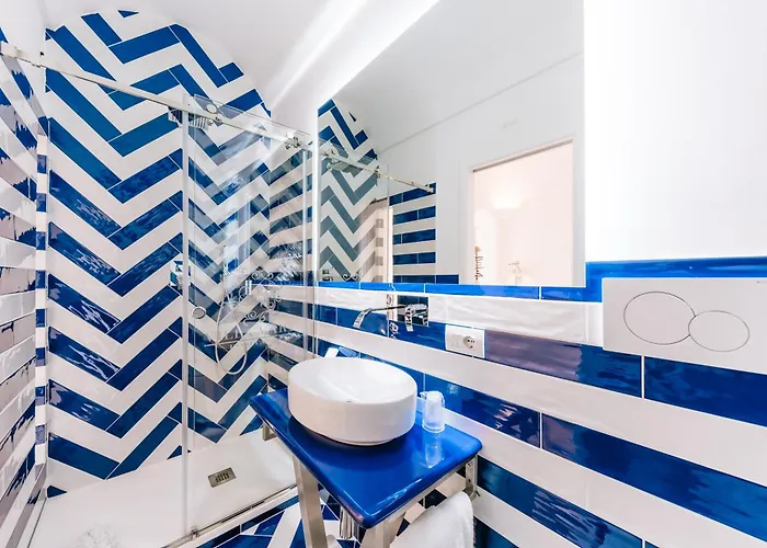 Mary Ποζιτάνο