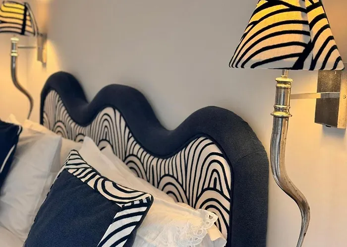 Mary Ποζιτάνο