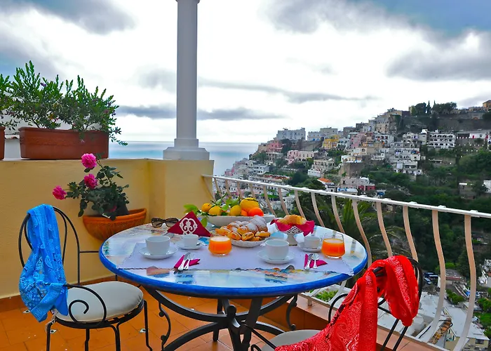 Mary Bed and Breakfast 4*