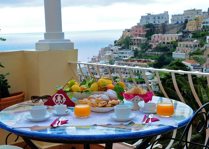 Mary Bed & Breakfast 4*